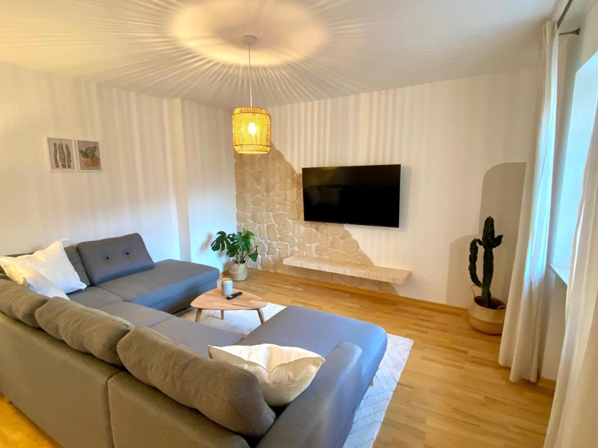 Best Butler Boho Boutique City Apartment Netflix Fussen Exterior photo